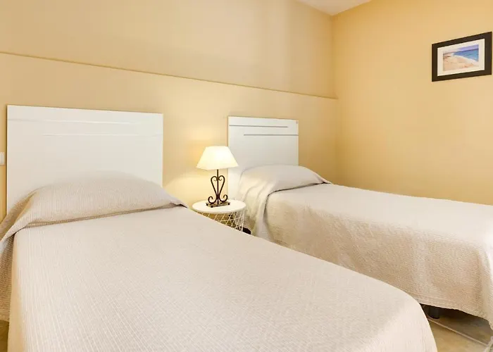 Men Men Caleta De Fuste