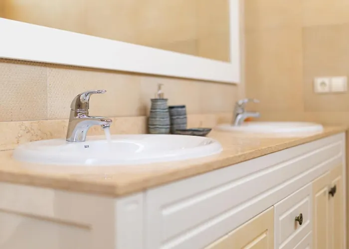 Men Men * Caleta De Fuste